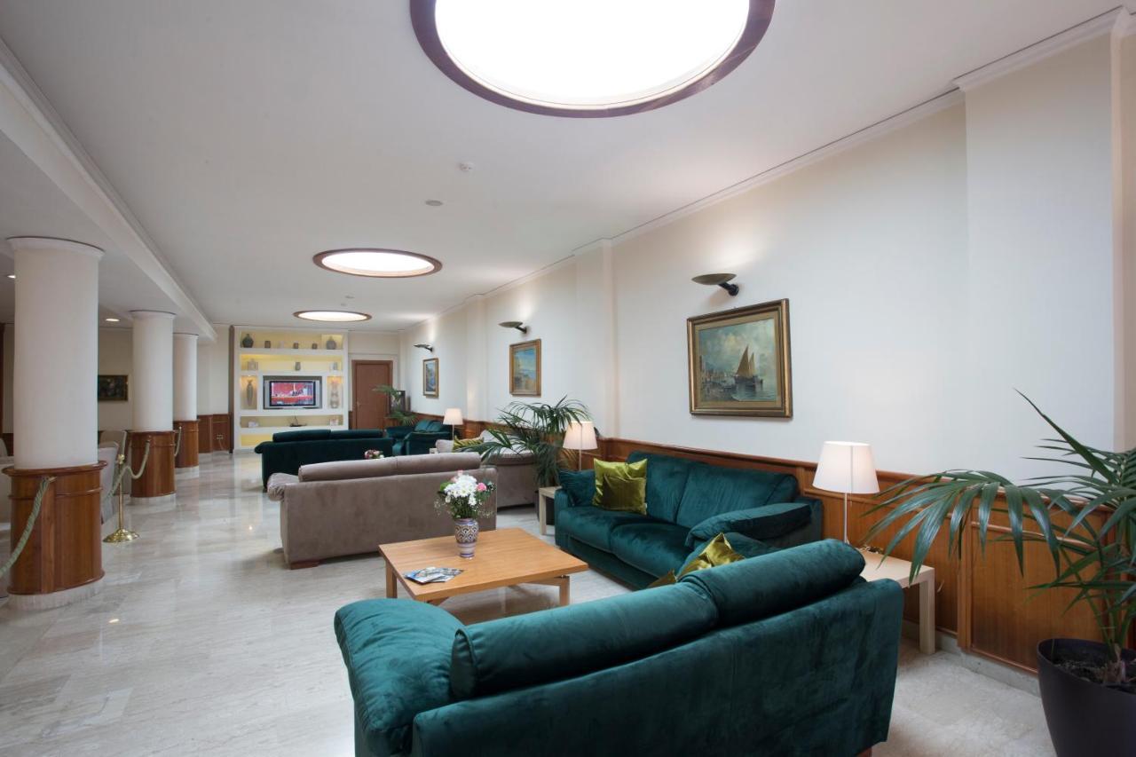 Hotel Villa Serena Castellammare di Stabia Kültér fotó