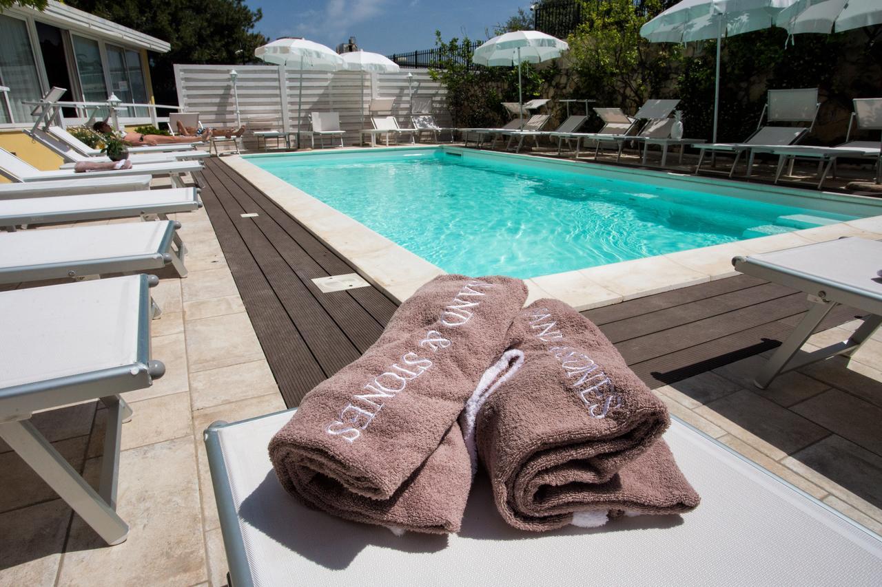 Hotel Villa Serena Castellammare di Stabia Kültér fotó