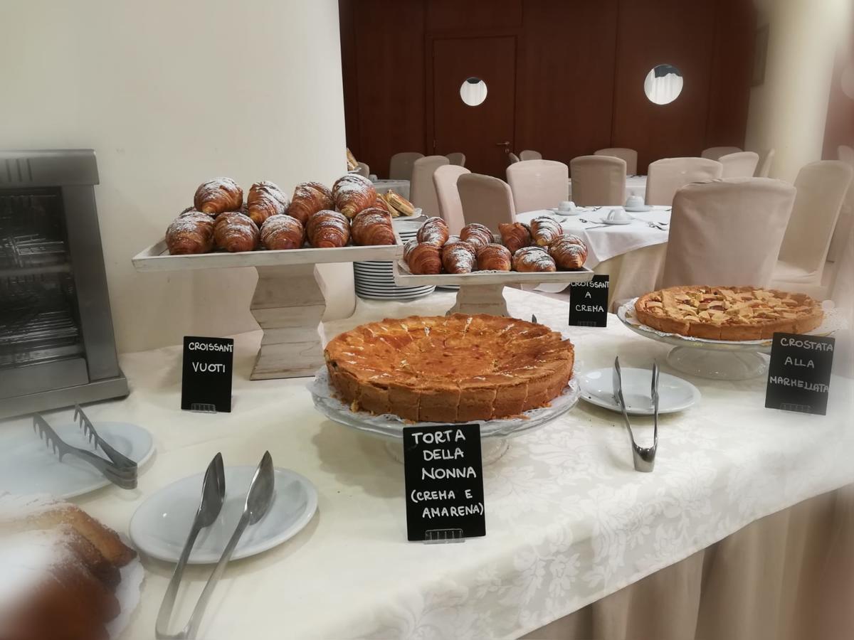 Hotel Villa Serena Castellammare di Stabia Kültér fotó